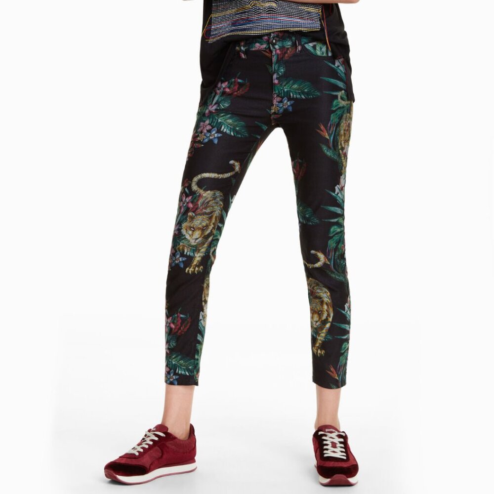NEW Desigual Exotic Skinny Jeans Size 2